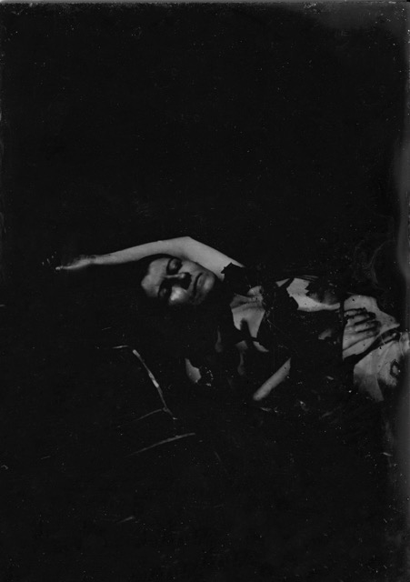 Imponderabilia-17 Medium